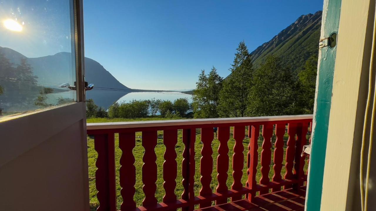 Lofoten Red Villa Laupstad Dış mekan fotoğraf