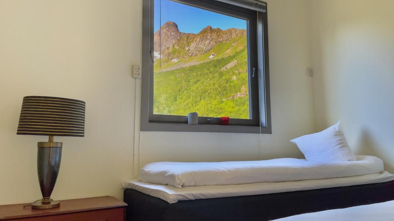 Lofoten Red Villa Laupstad Dış mekan fotoğraf