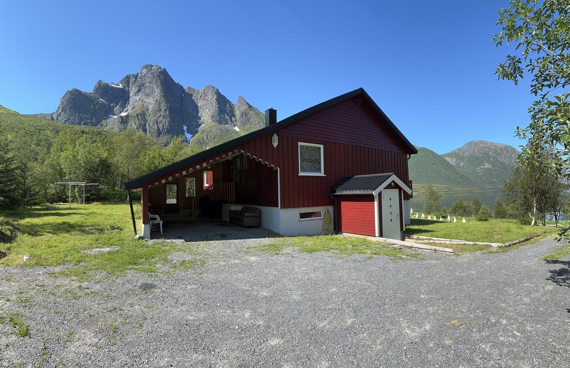 Lofoten Red Villa Laupstad Dış mekan fotoğraf